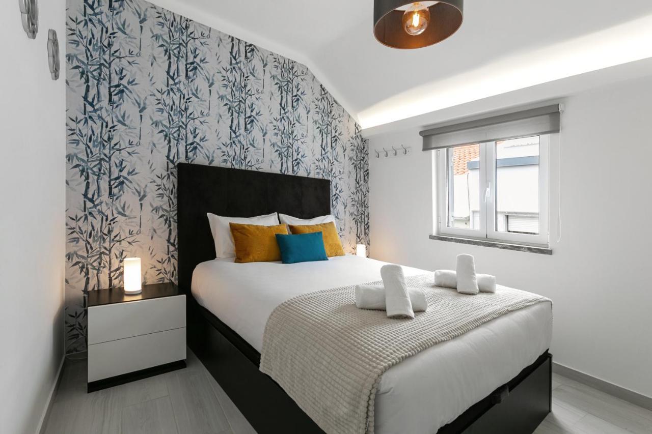 Beach Alley Apartment Nazare Bagian luar foto