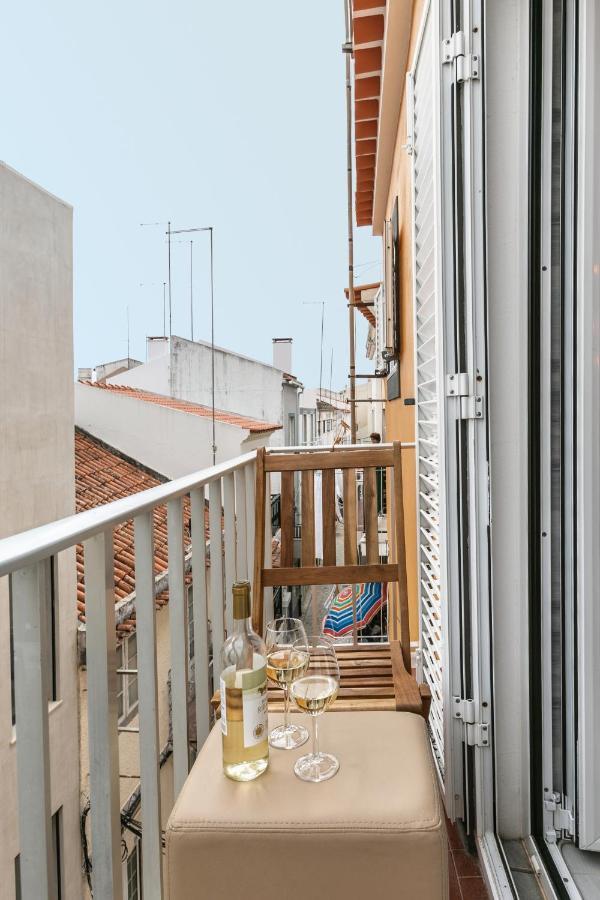 Beach Alley Apartment Nazare Bagian luar foto