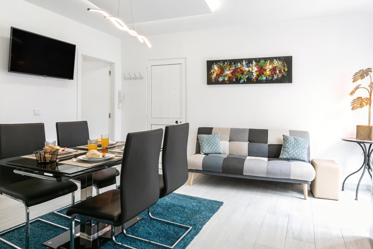Beach Alley Apartment Nazare Bagian luar foto